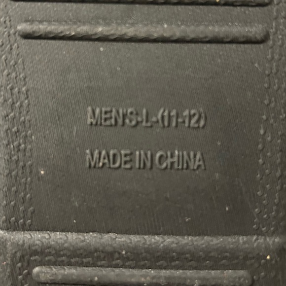 New England Patriots slippers Size L 11-12 - Picture 4 of 6